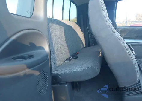 2000 Dodge Ram 1500 St из США, поврежденный, VIN 3B7HF13Z6YM215330